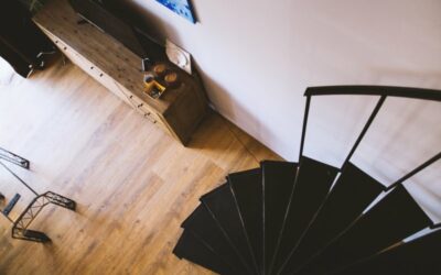 Cómo aprovechar el espacio bajo las escaleras: Ideas creativas para almacenamiento y diseño